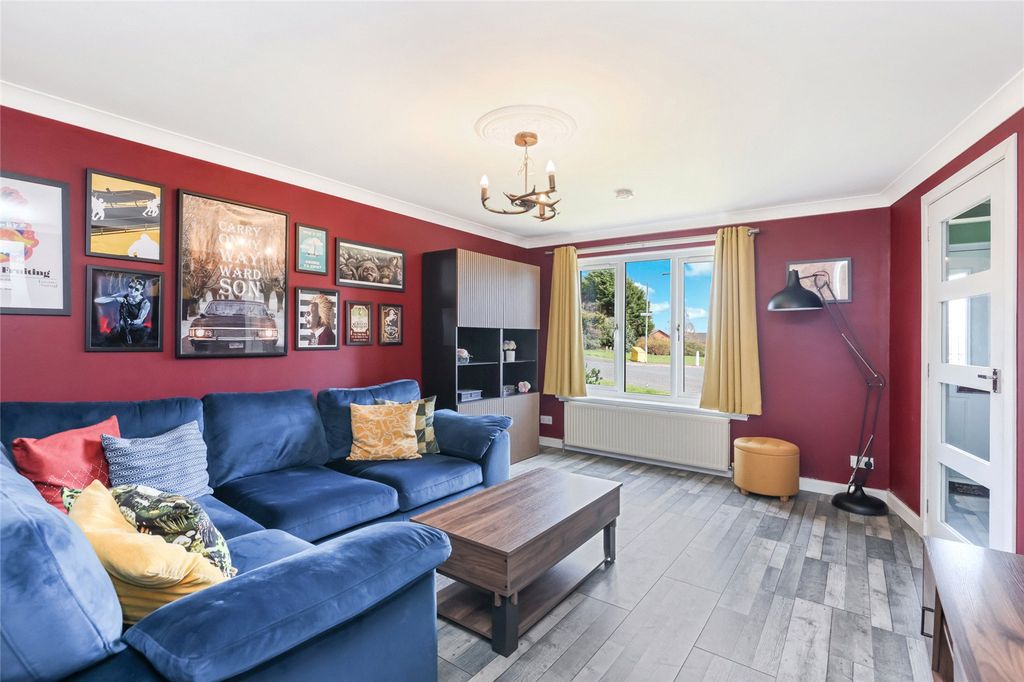 Property photo 2 of 21 Picture No. 19