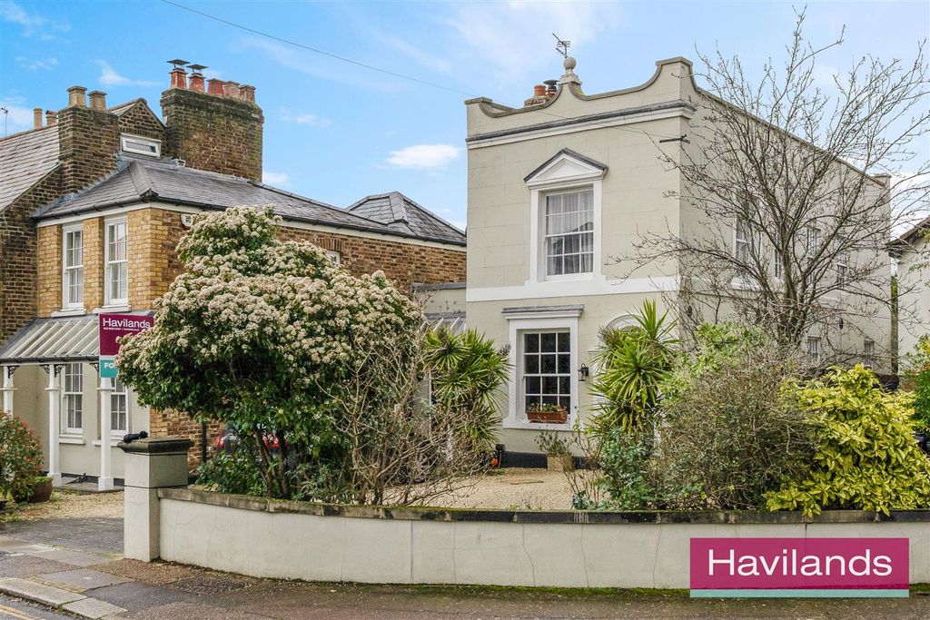 Property photo 3 of 23 78 Vicars Moor Lane N21 1Bn-23.Jpg