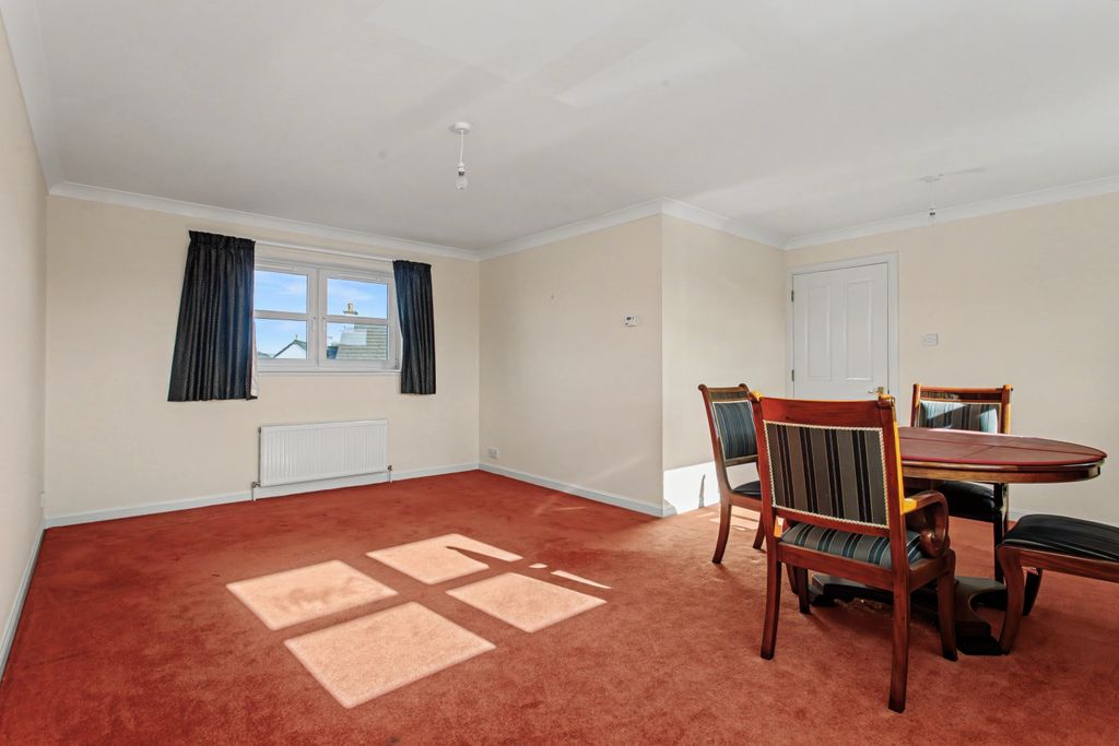 Property photo 3 of 11 Property Image 3