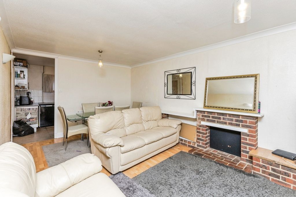Property photo 2 of 13 Pbox-Img.Jpg