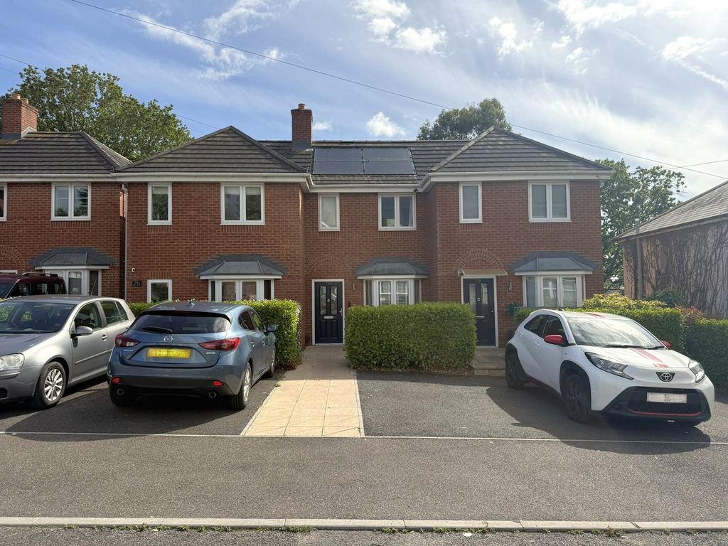 Property photo 1 of 27