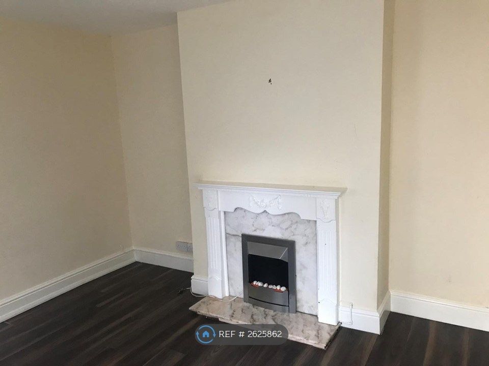 Property photo 2 of 3