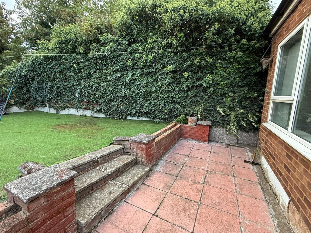 Property photo 2 of 14 1