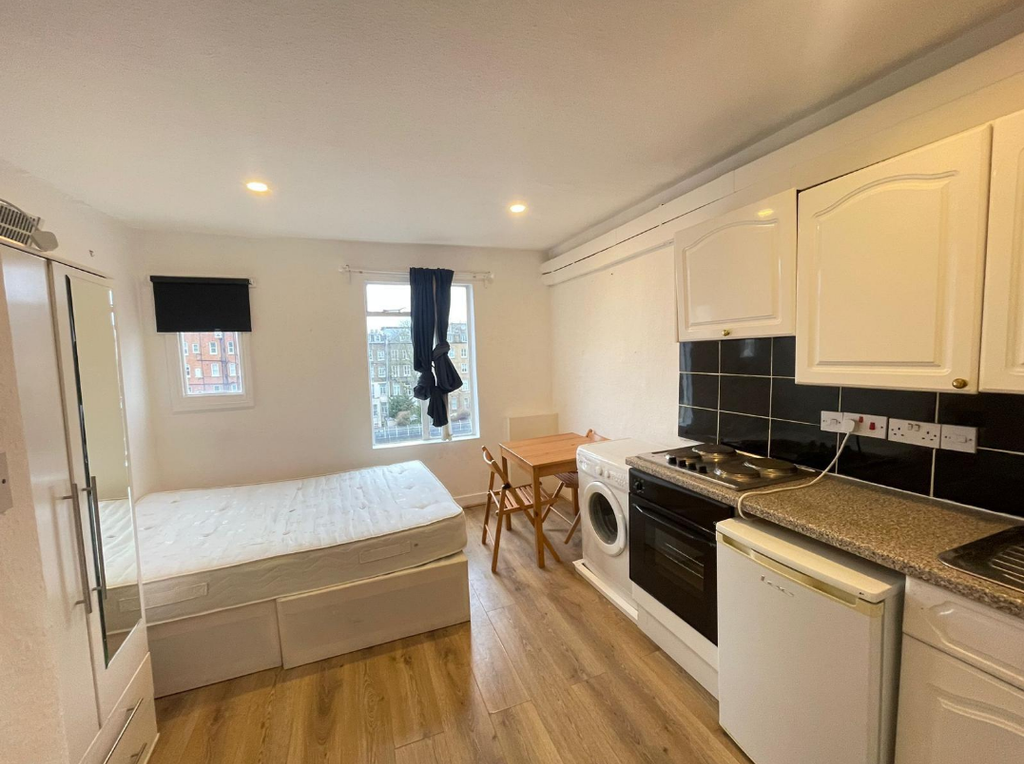 Property photo 3 of 3