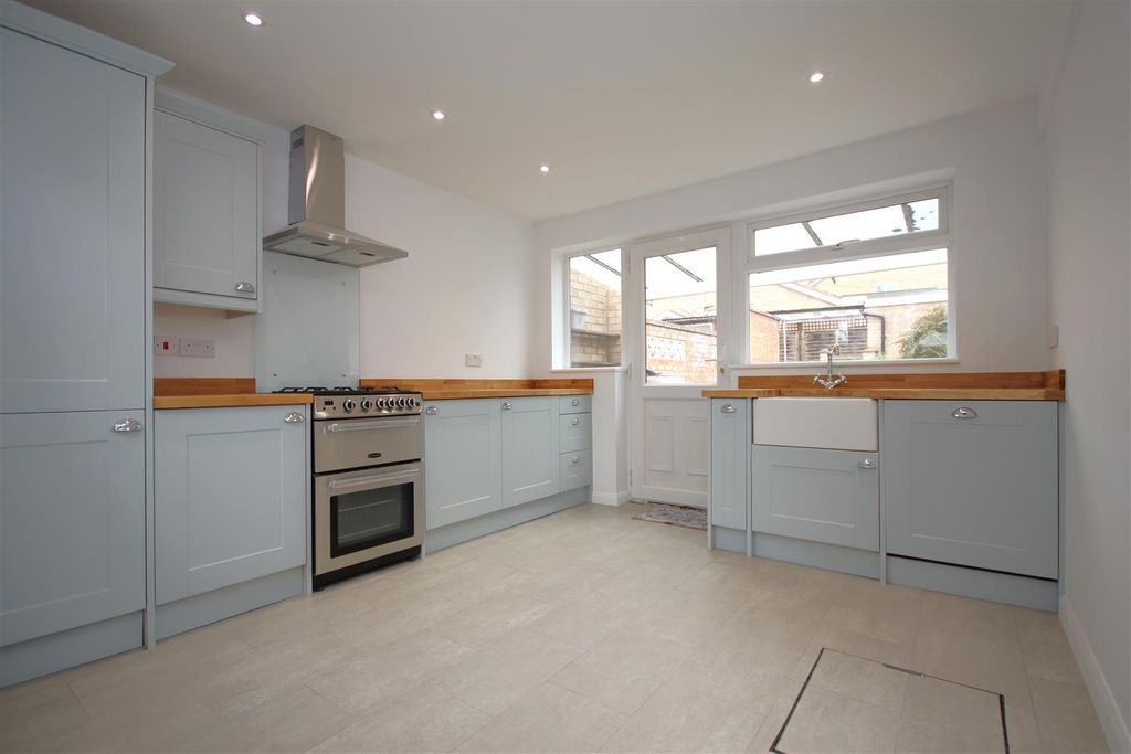 Property photo 3 of 18 Img_4890.Jpg