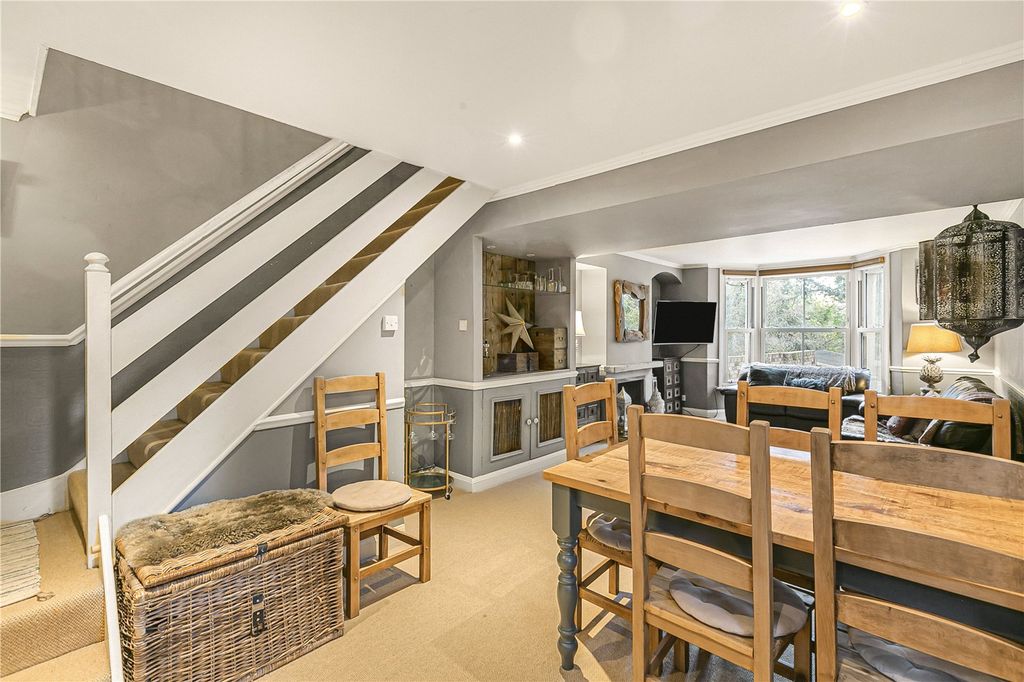 Property photo 2 of 13 Picture No. 11