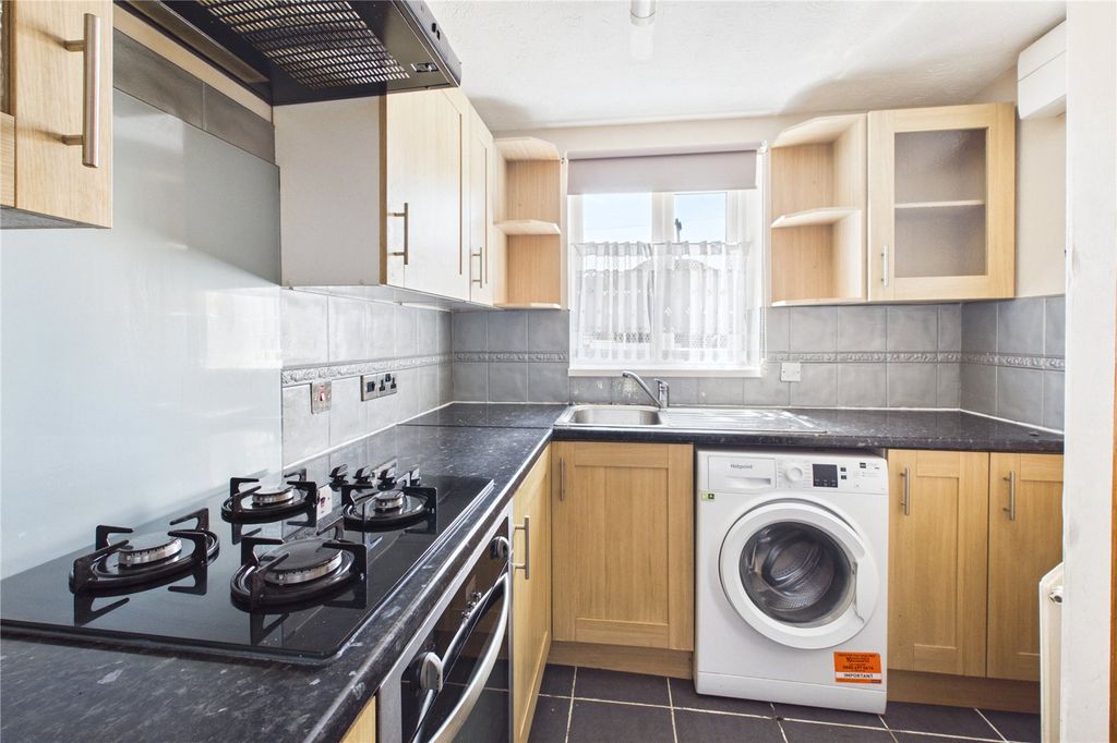 Property photo 3 of 15 Picture No. 07