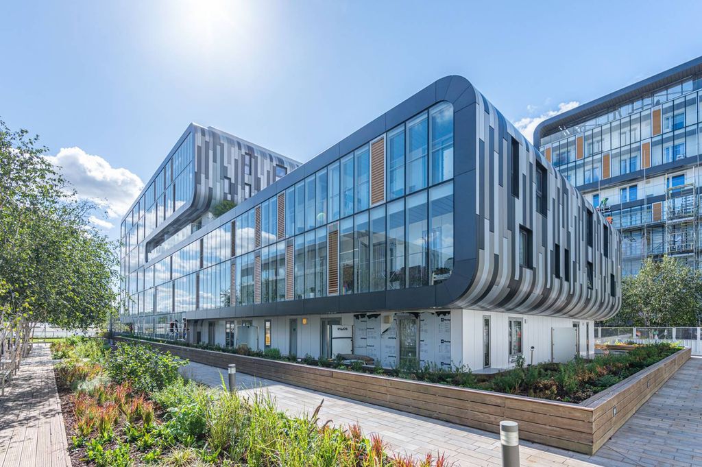 Property photo 2 of 10