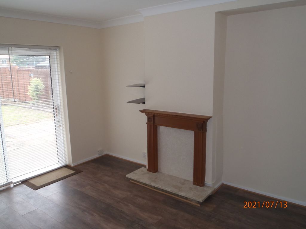 Property photo 2 of 8 Lounge