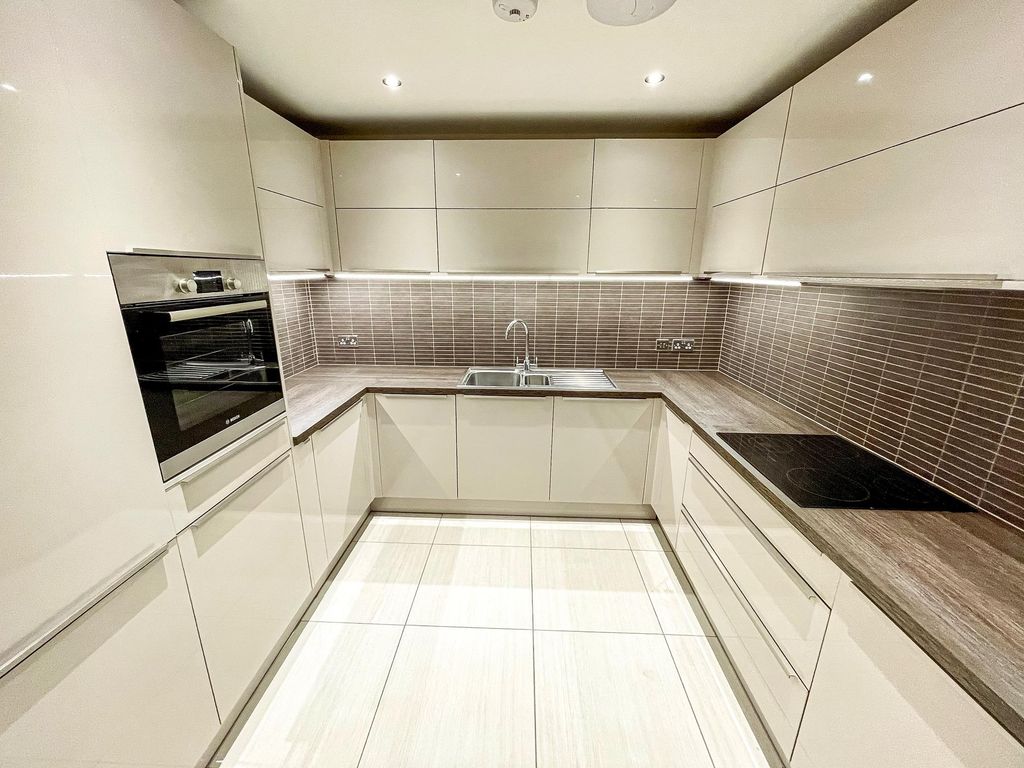 Property photo 2 of 18 Front