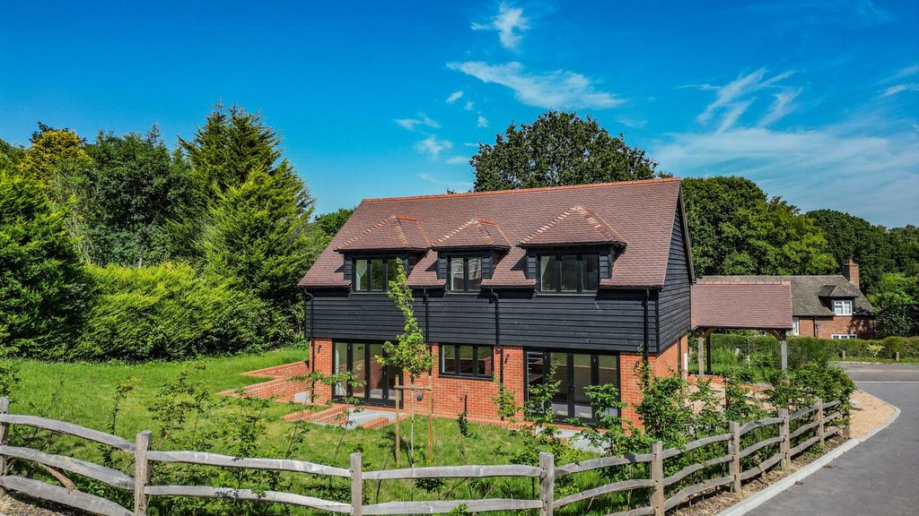 Property photo 2 of 13