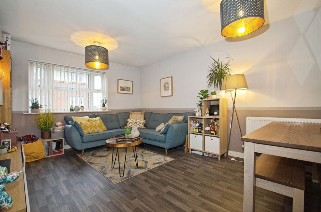 Property photo 3 of 15