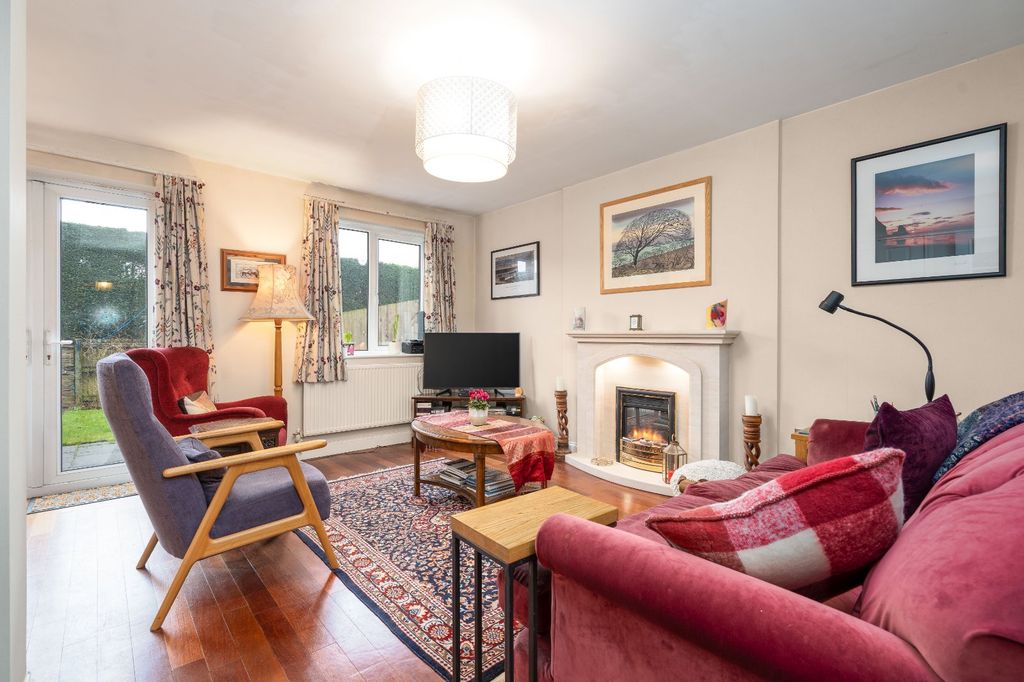 Property photo 2 of 25 Picture No. 08