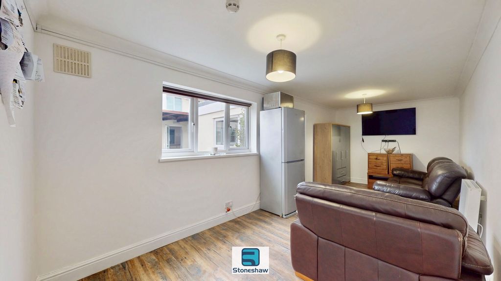 Additional image 20 of 7 bed end terrace house for saleSt. Georges Road, Dagenham RM9