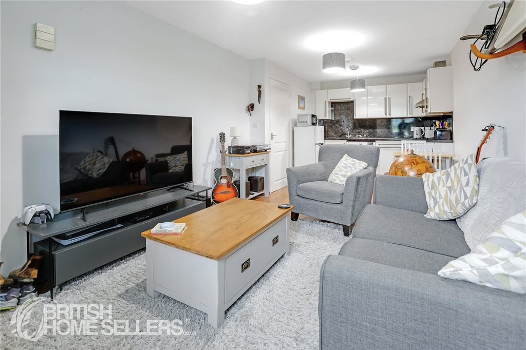 Property photo 3 of 15 Picture No. 05