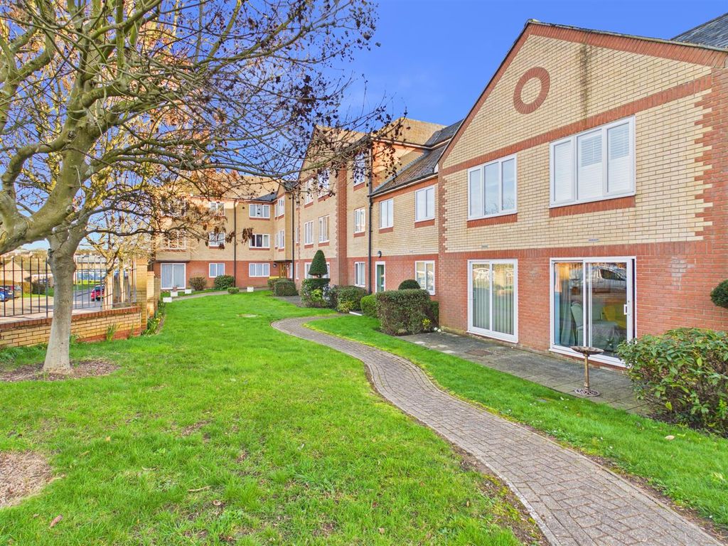 Property photo 1 of 14 Front.Jpg