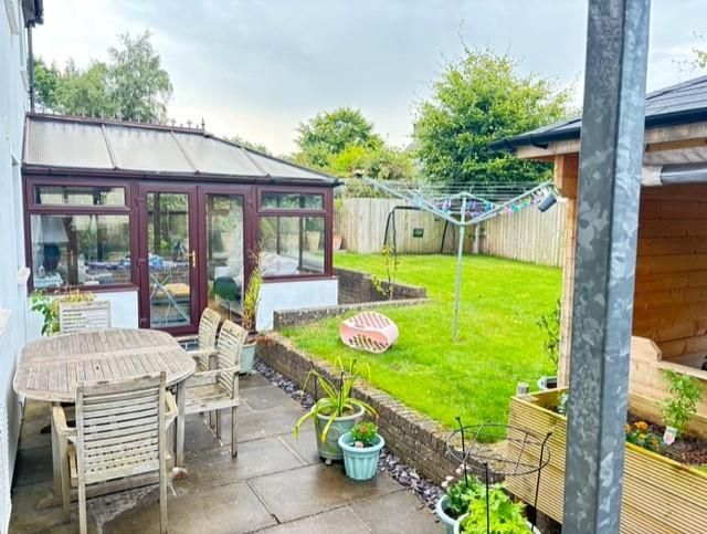 Property photo 3 of 17 Photo