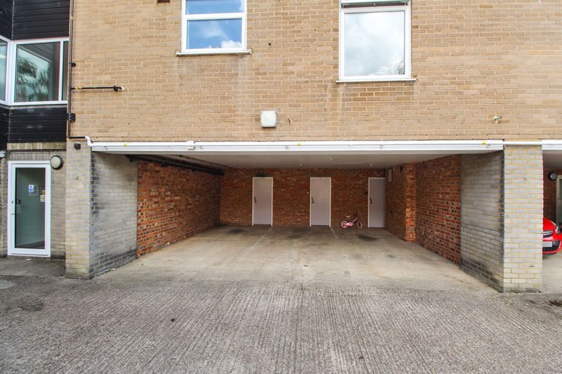 Additional image 4 of 2 bed flat for salePemberley Avenue, Bedford MK40