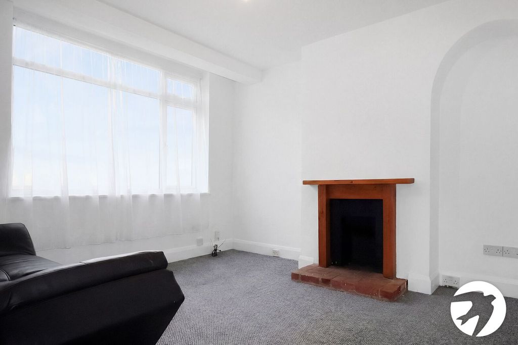 Property photo 2 of 11 Picture No. 04