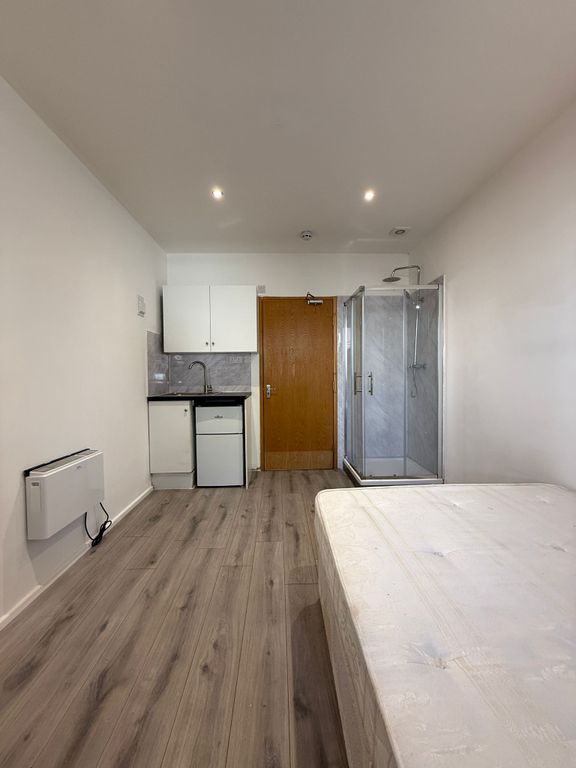 Property photo 2 of 3