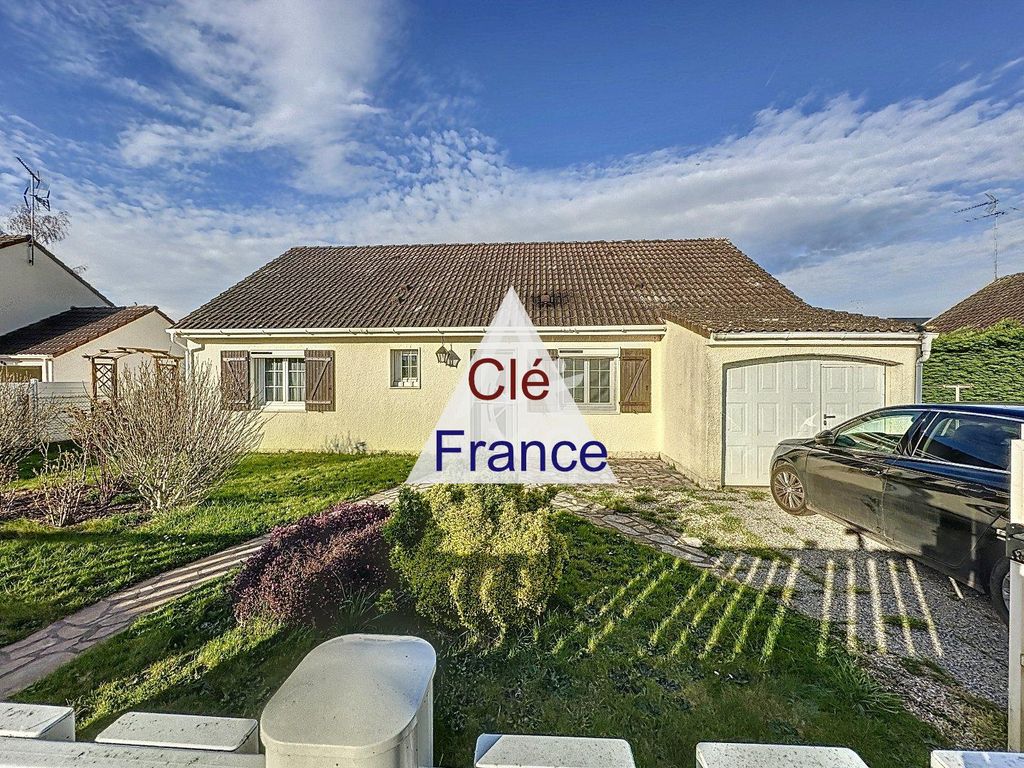 Property photo 2 of 12