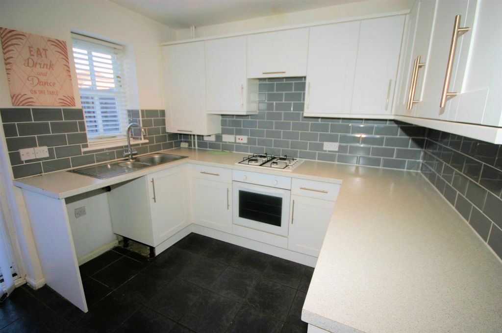 Property photo 2 of 13 Kitchen/Diner