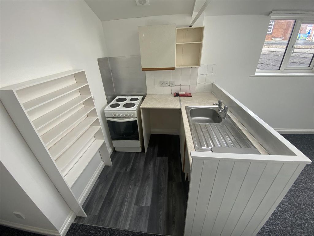 Property photo 3 of 5 Kitchen Area