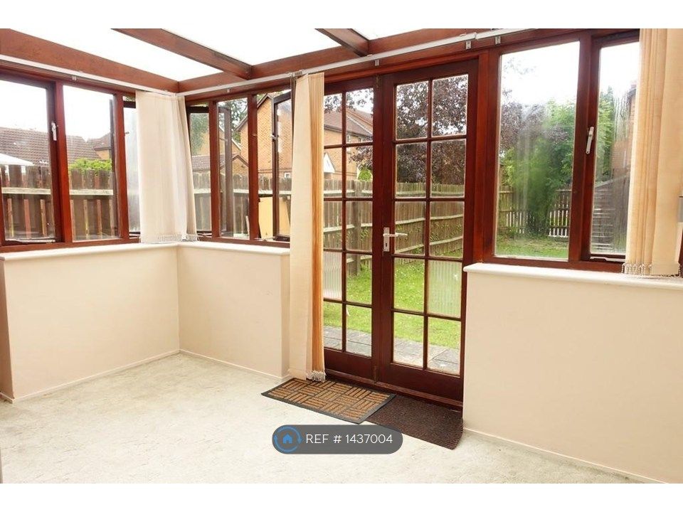 Property photo 3 of 9 Brick Built Conservatory