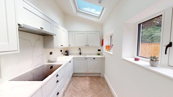 Property photo 2 of 18 8975319.Jpg