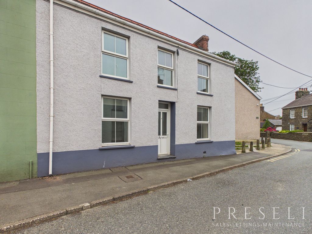 Property photo 1 of 20 Cam05119G0-Pr0100-Still022
