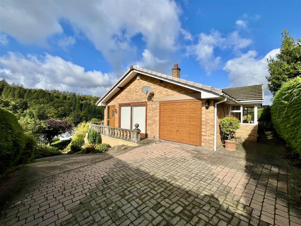 Property photo 3 of 40