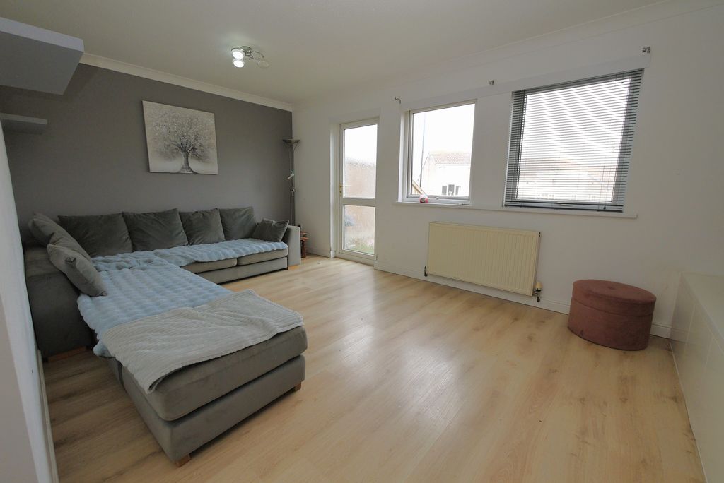 Property photo 2 of 14 2