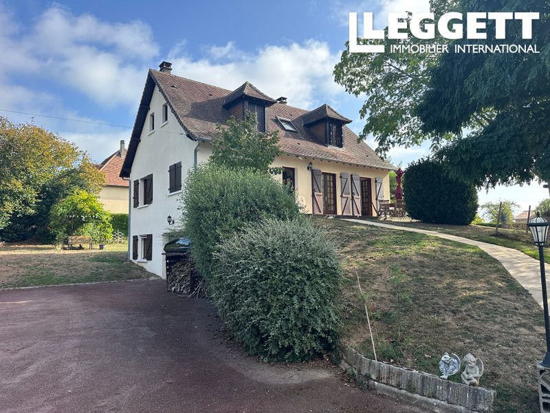 Property photo 1 of 10