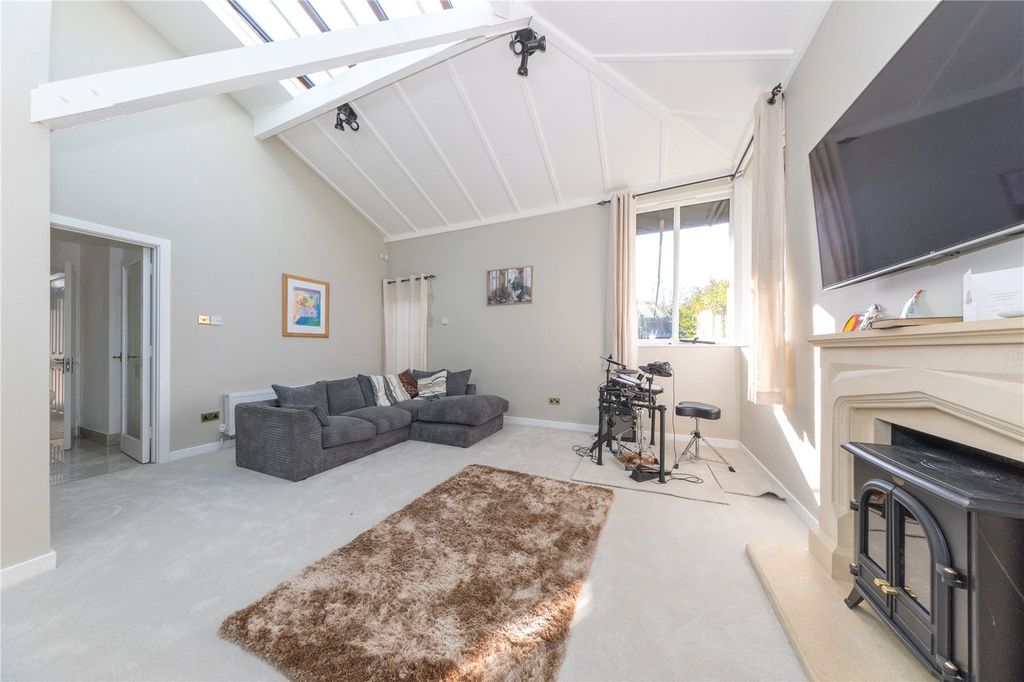 Property photo 3 of 25 Family Room