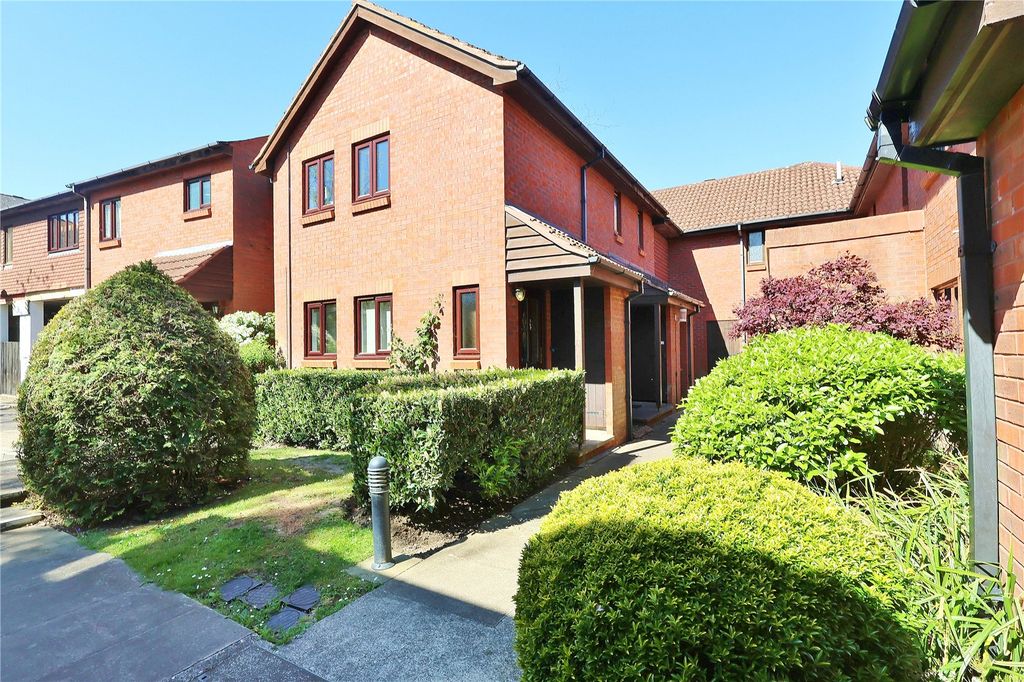 Property photo 1 of 9 Picture No. 12