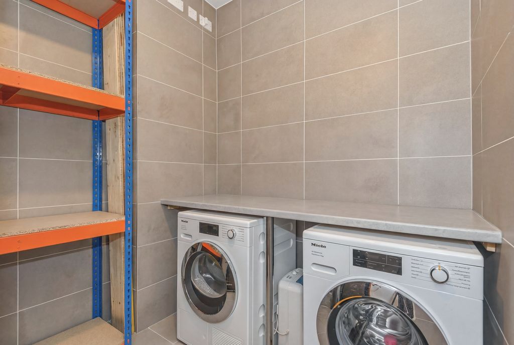 Additional image 28 of 3 bed town house for saleFoundry Side, Ironworks LS11