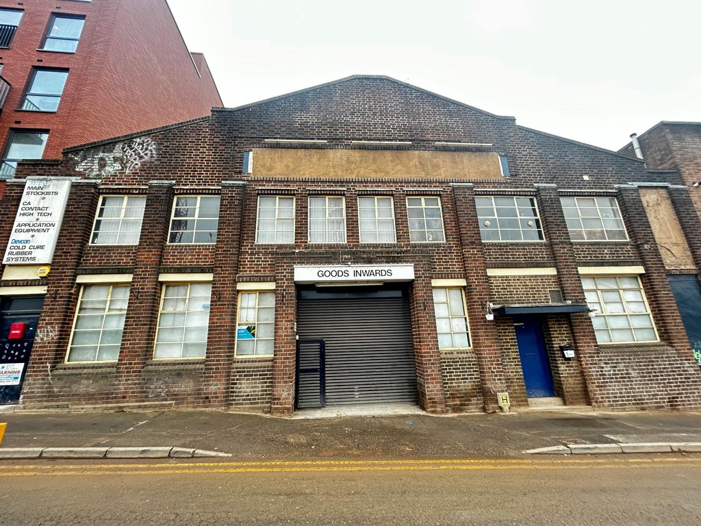 Property photo 3 of 30 Img_2102.Jpg