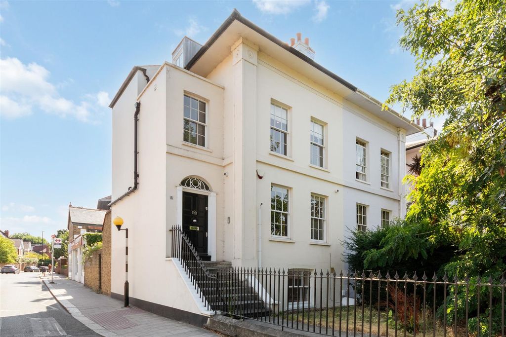 Property photo 1 of 10 Heathfield Terrace 16 Ph24.Jpg