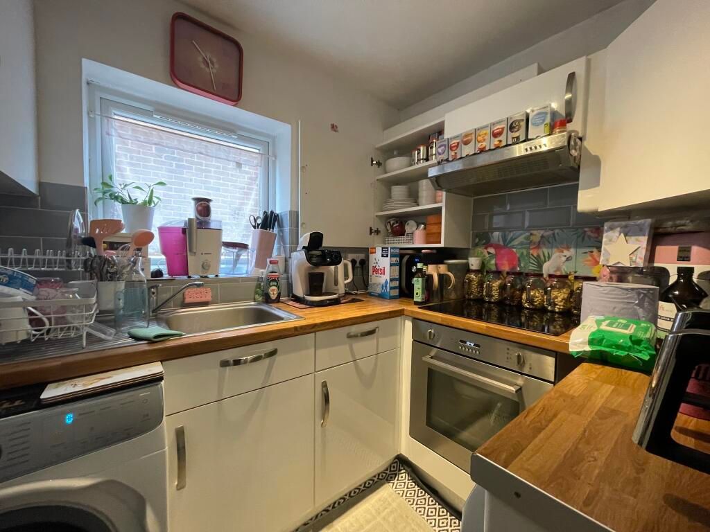 Property photo 2 of 6