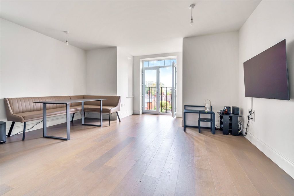 Property photo 3 of 7 Open Plan Living