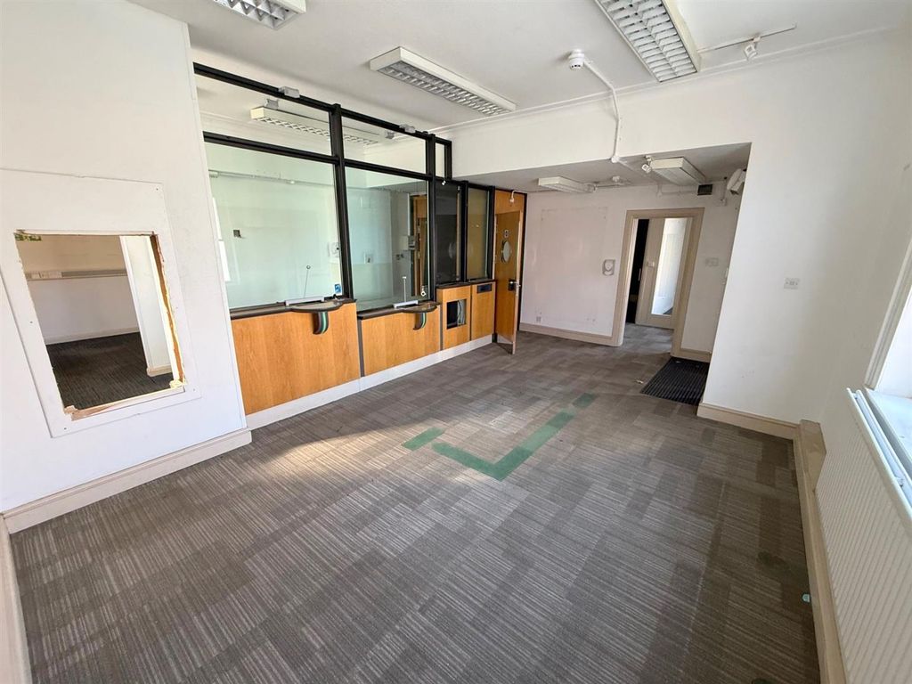 Property photo 3 of 13 3.Jpg