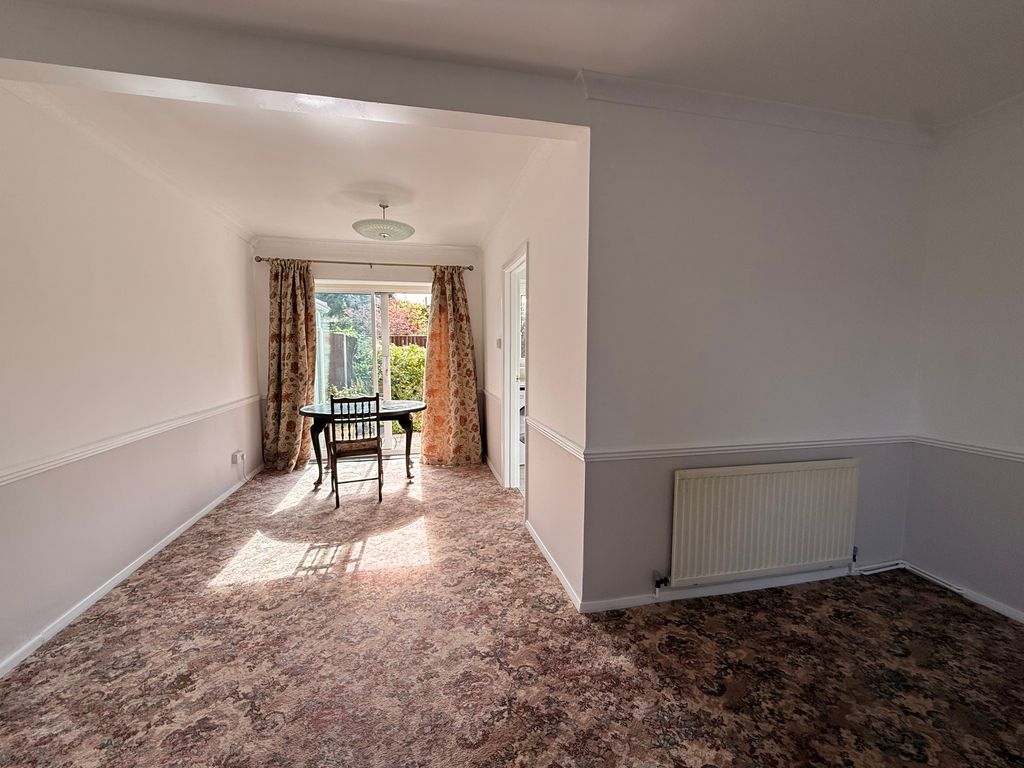 Property photo 3 of 12 Image
