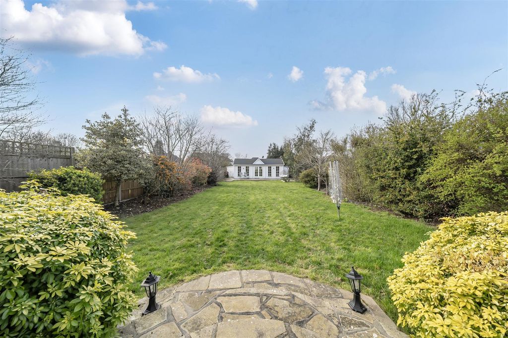 Property photo 2 of 19 1414752-17-69Bd6c101De62.Jpg