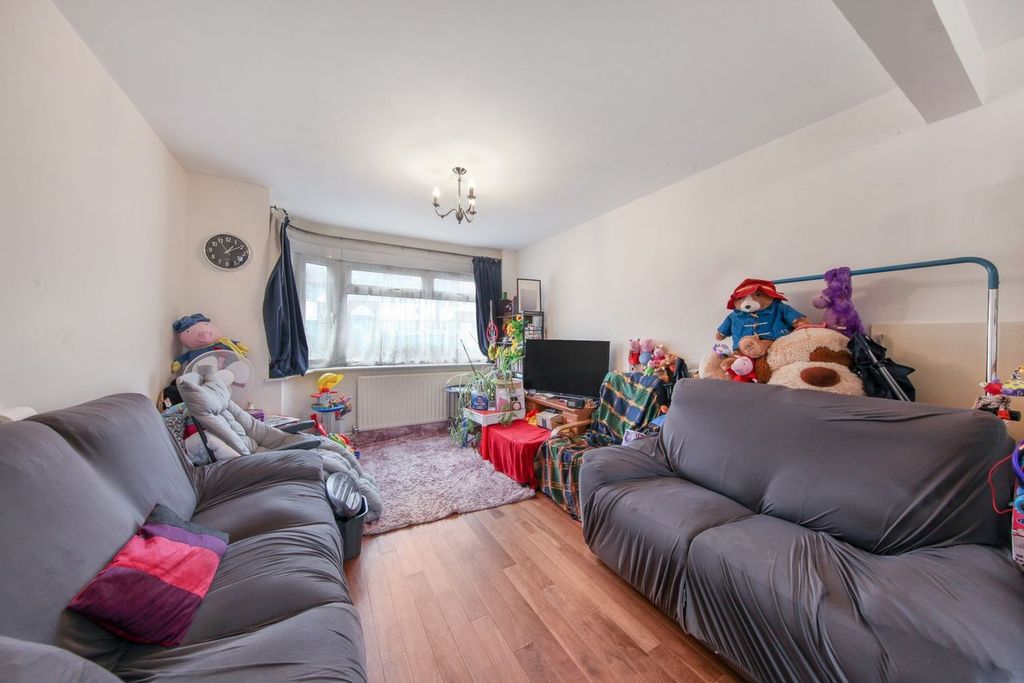 Property photo 2 of 15