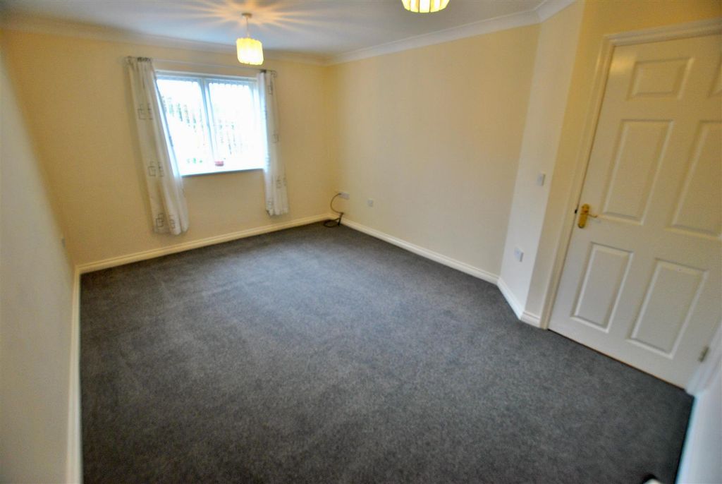 Property photo 3 of 7 3.Jpeg