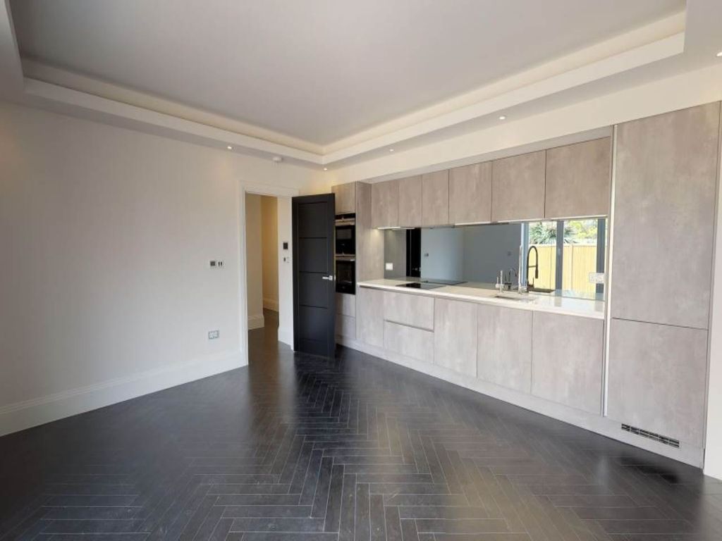 Property photo 2 of 5 Imperial-Heights-Flat--06042019_161129