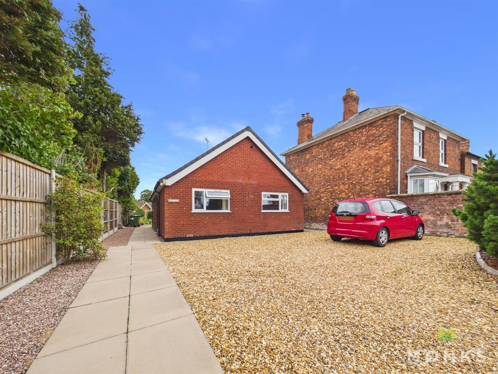Property photo 1 of 16 Cam01420G0-Pr0985-Still018.Jpg
