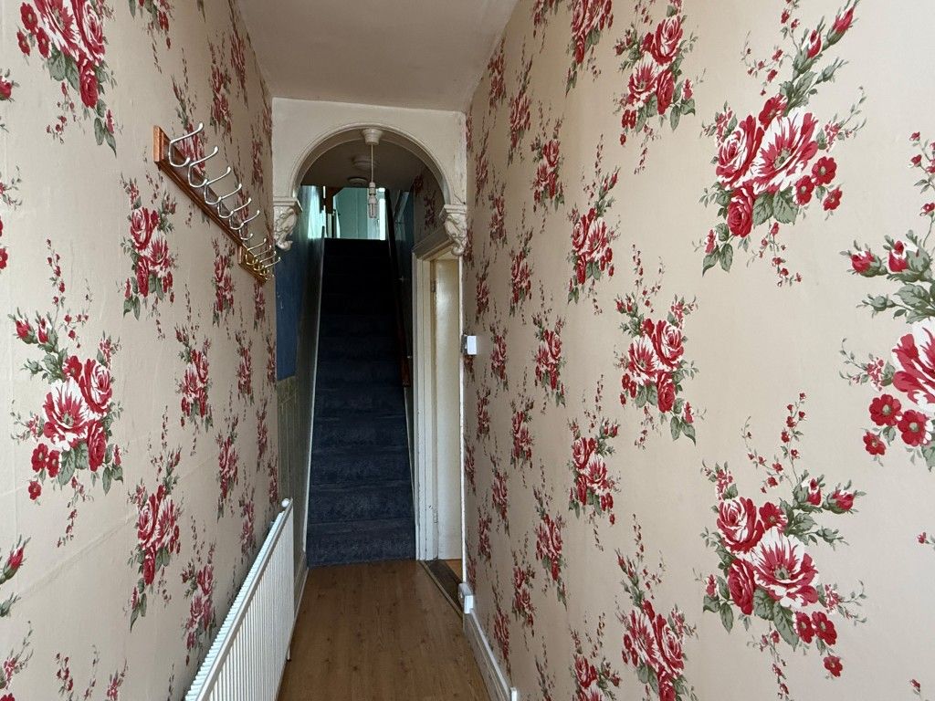 Property photo 2 of 11 Entrance Hall In House In Need Of Improvement