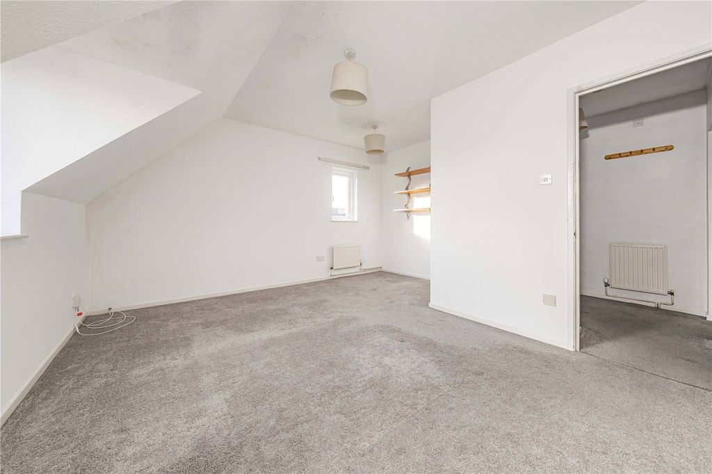 Property photo 2 of 12 Picture No. 01