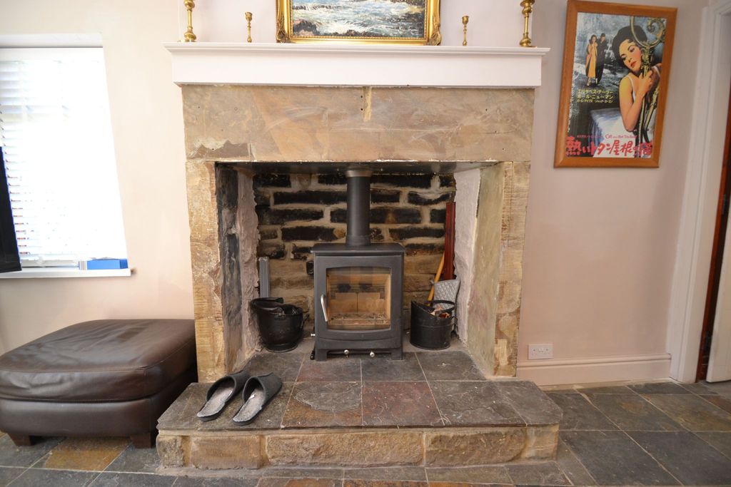 Property photo 3 of 12 Photograph 3